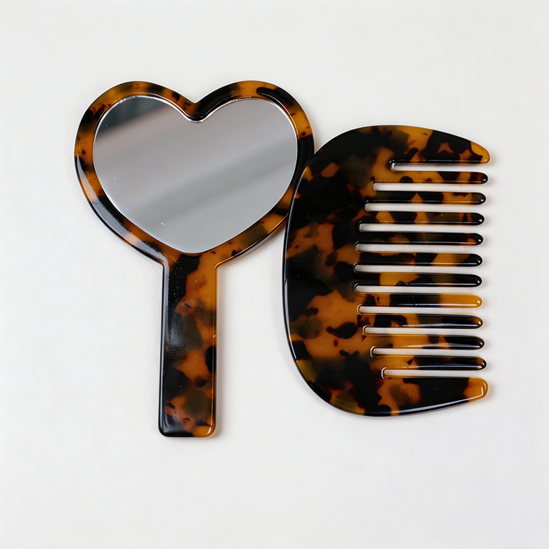 CloudNook Heart Acetate Set‑Mirror And Hair Comb
