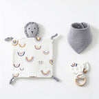 Lion Comfort Cloth and Bib Three-Piece Set