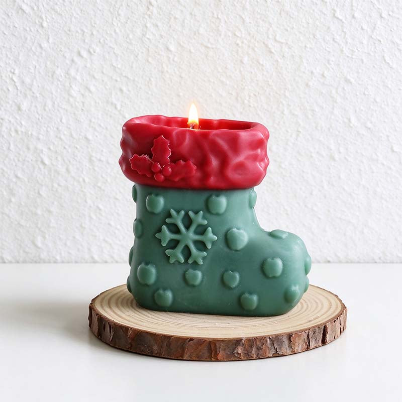 CouldNook Stocking Scented Candle - Christmas Snowflake Detail