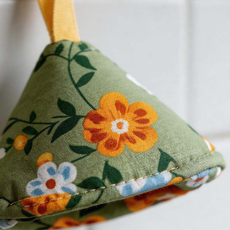 CouldNook Floral Cotton Triangle Pot Lid Cover & Mini Oven Mitt - Anti-Scald Holder