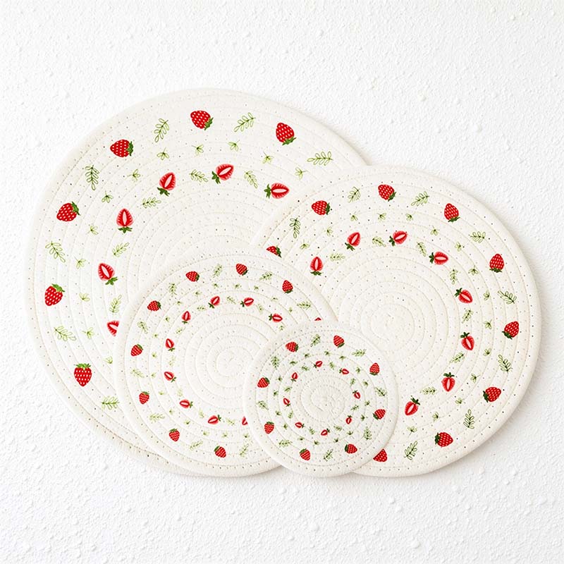 CouldNook Printed Rope Table Mat - Strawberry Floral