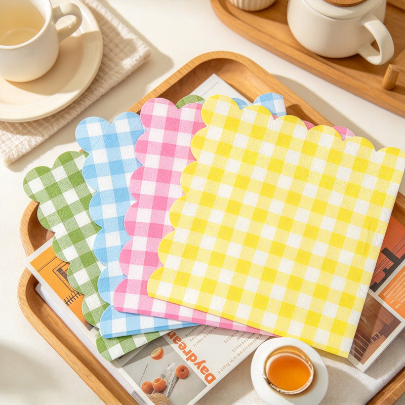 CouldNook Gingham Paper Napkin Set - Scalloped Edges and Square Shape