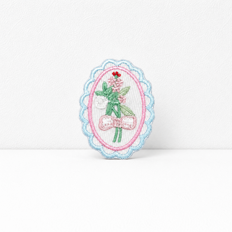 CouldNook Oval Floral Patch - Framed Embroidered Flower Designs