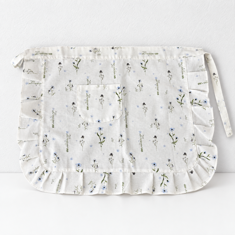 CouldNook Pocket Kitchen Apron - Ruffled Edge Detail Kitchen Wear