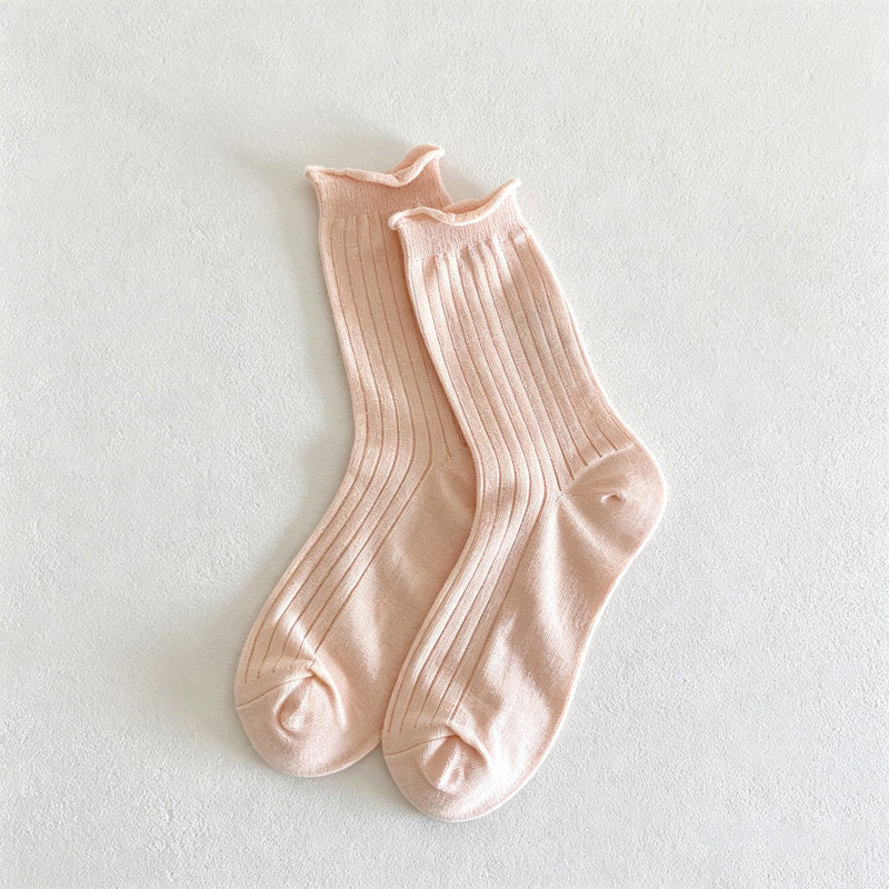 CouldNook Scalloped Ribbed Crew Socks-Scalloped Cuff Edge