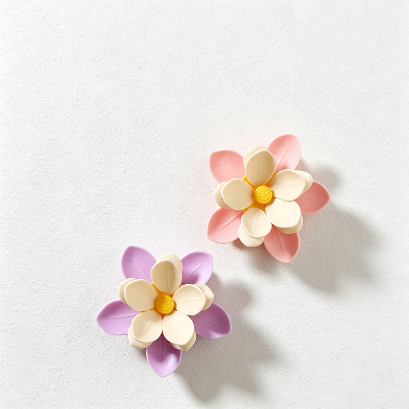 CouldNook Lotus Magnetic Bag Clip - Layered Floral Design