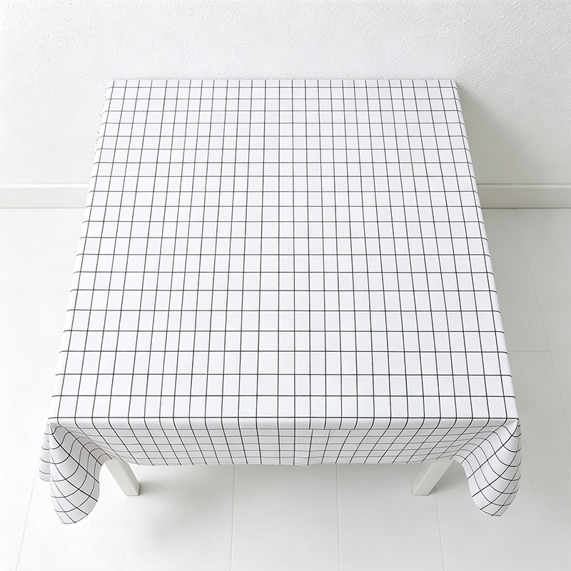 CouldNook Checked Tablecloth - Easy Wipe Dining Table Cover