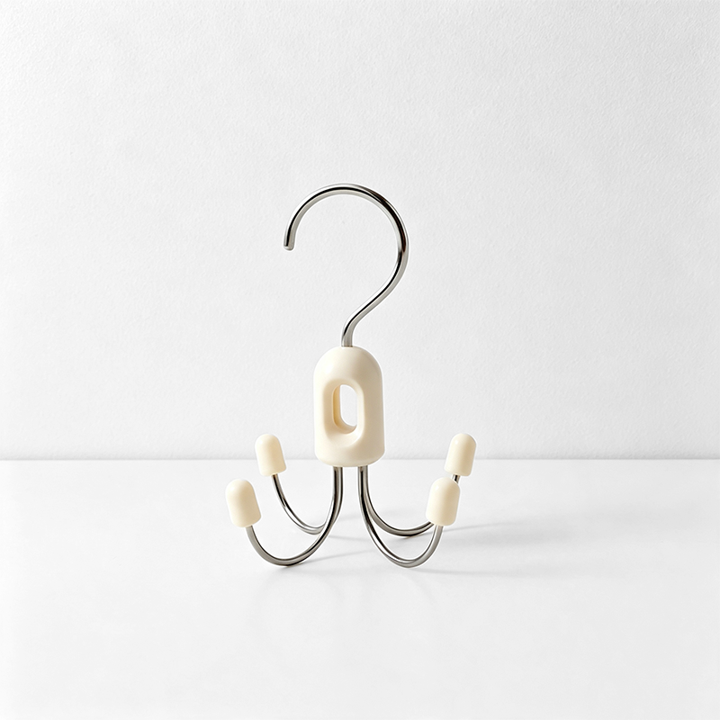 CouldNook Rotating Wardrobe Hook Clip - Thoughtful Travel Companion