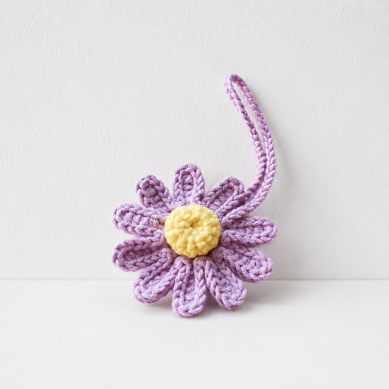 CouldNook Yarn Daisy Bag Charm - Long Loop Attachment
