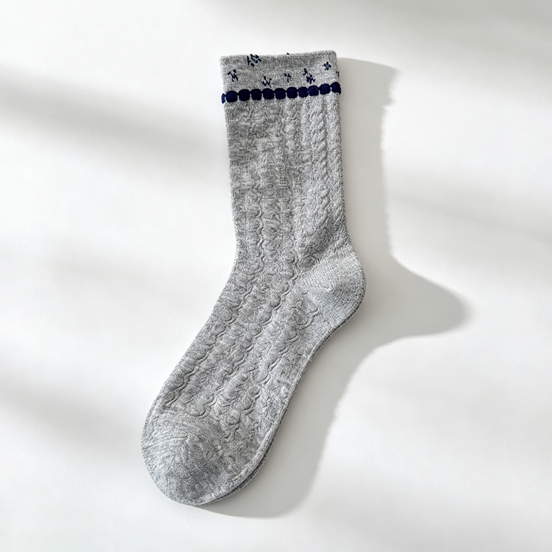 CouldNook Bow Embroidered Crew Socks - Gentle Outfit Accent