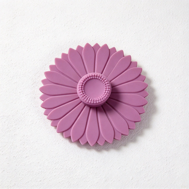 CouldNook Flower Silicone Cup Lid - Petal Outline And Raised Center