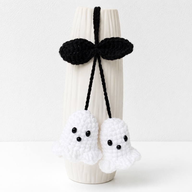 CouldNook Yarn Ghost Hanging Ornament - Pumpkin Pairs and Witch Hats
