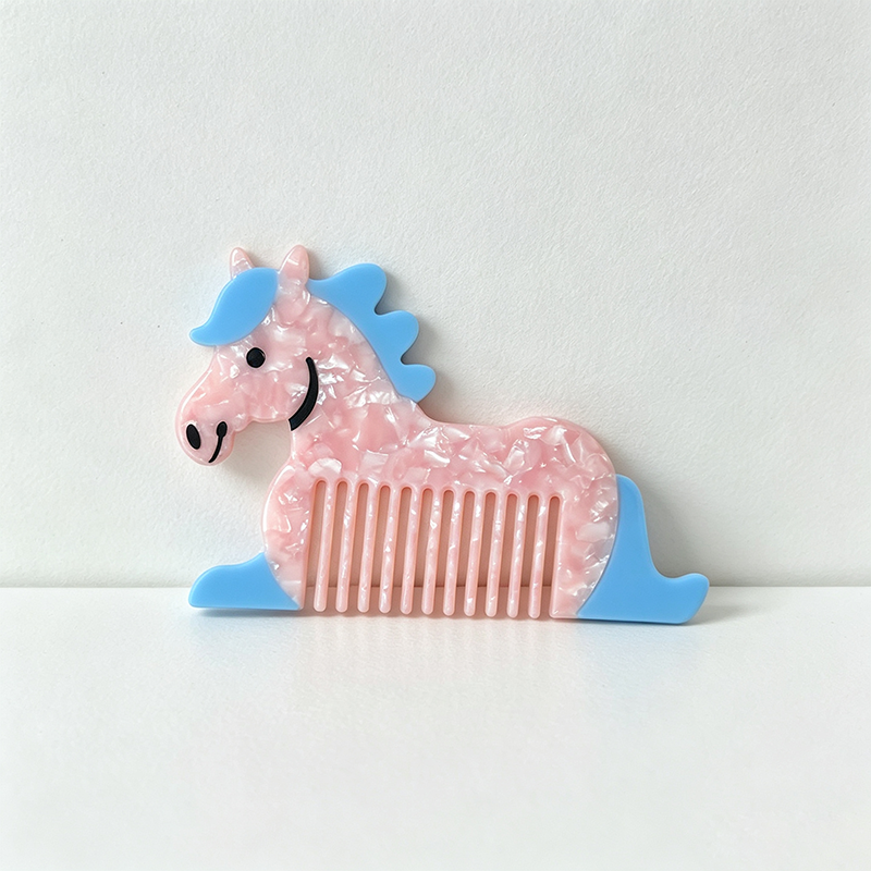 CouldNook Horse Shape Hair Comb - Visible Tooth Profile