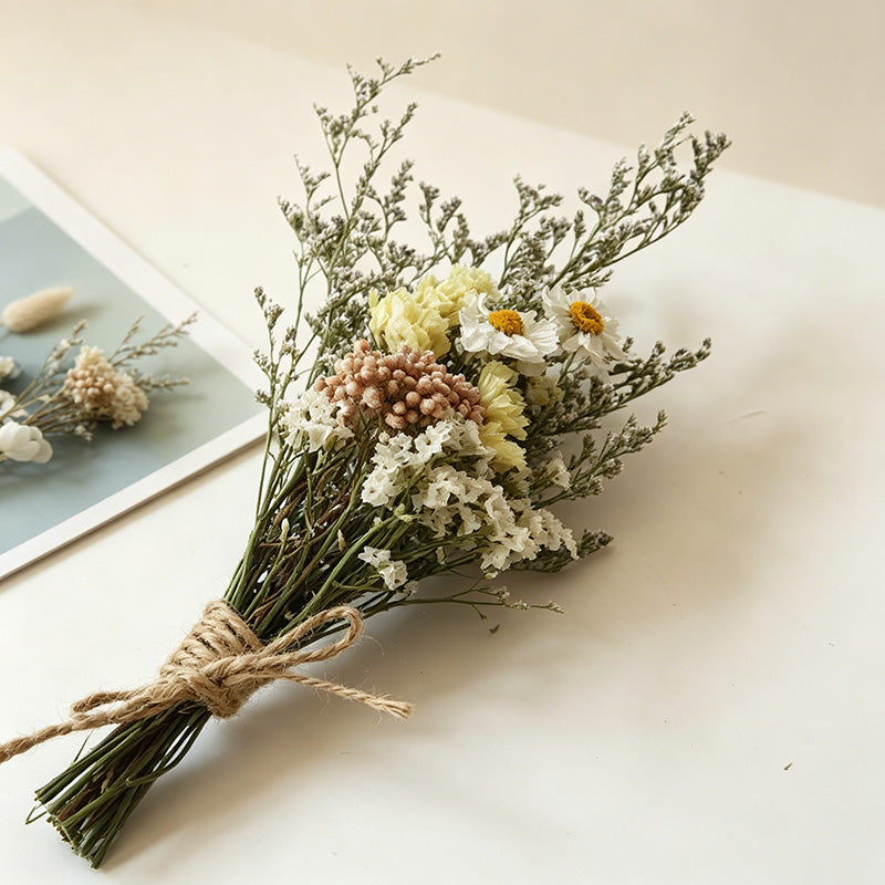 Mini Dried Flower Bouquet, Preserved Gypsophila Rose Baby's Breath Small Bouquet