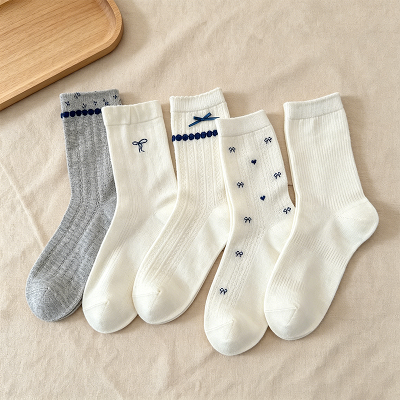 CouldNook Bow Embroidered Crew Socks - Gentle Outfit Accent