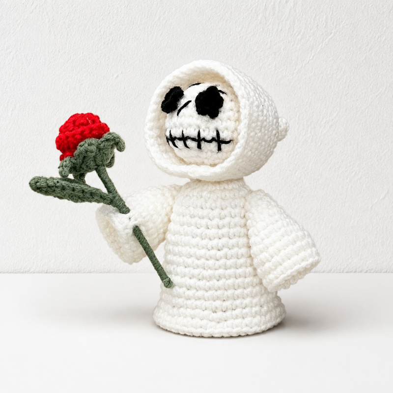 CouldNook Halloween Yarn Reaper Doll - Hooded Figure and Props
