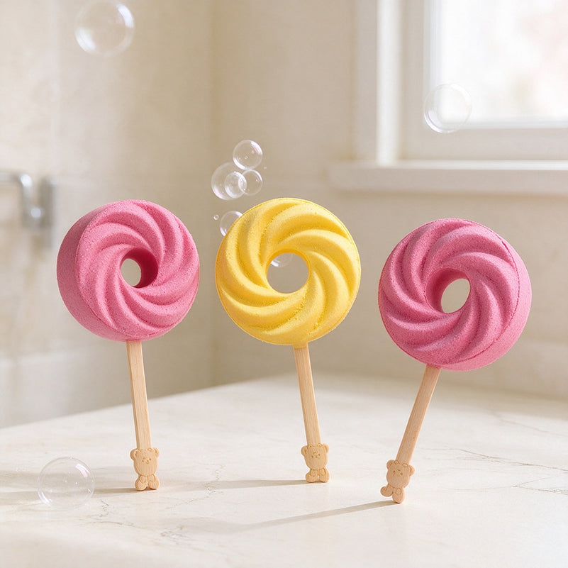Bubble-Blowing Bath Bomb - Foaming Ring Wand