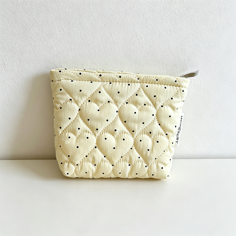 CouldNook Heart‑Dot Quilted Cosmetic Bag - Vanity Storage Accent