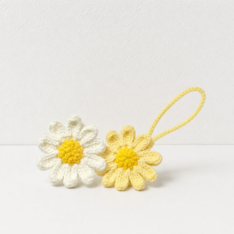 CouldNook Yarn Daisy Bag Charm - Long Loop Attachment