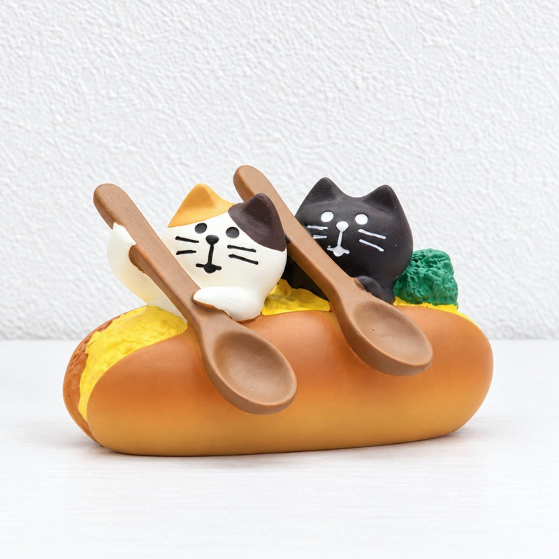 CouldNook Miniature Bakery Scene Decorations - Cats Bears And Tiny Furniture