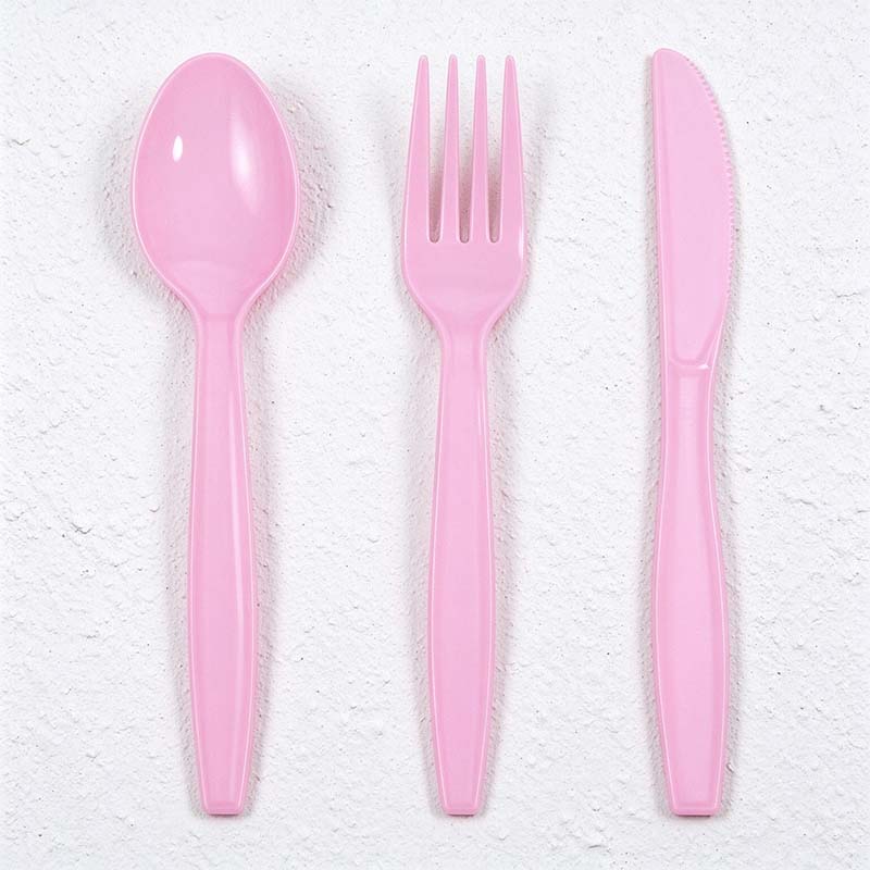 CouldNook Pink Gingham Party Tableware - Scalloped Plates And Matching Accessories