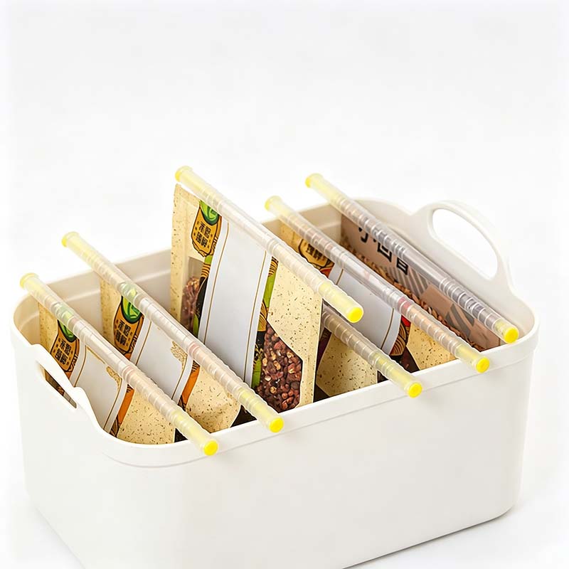 CouldNook Transparent Sliding Sealer Rod  - Snack Bag Storage Accent