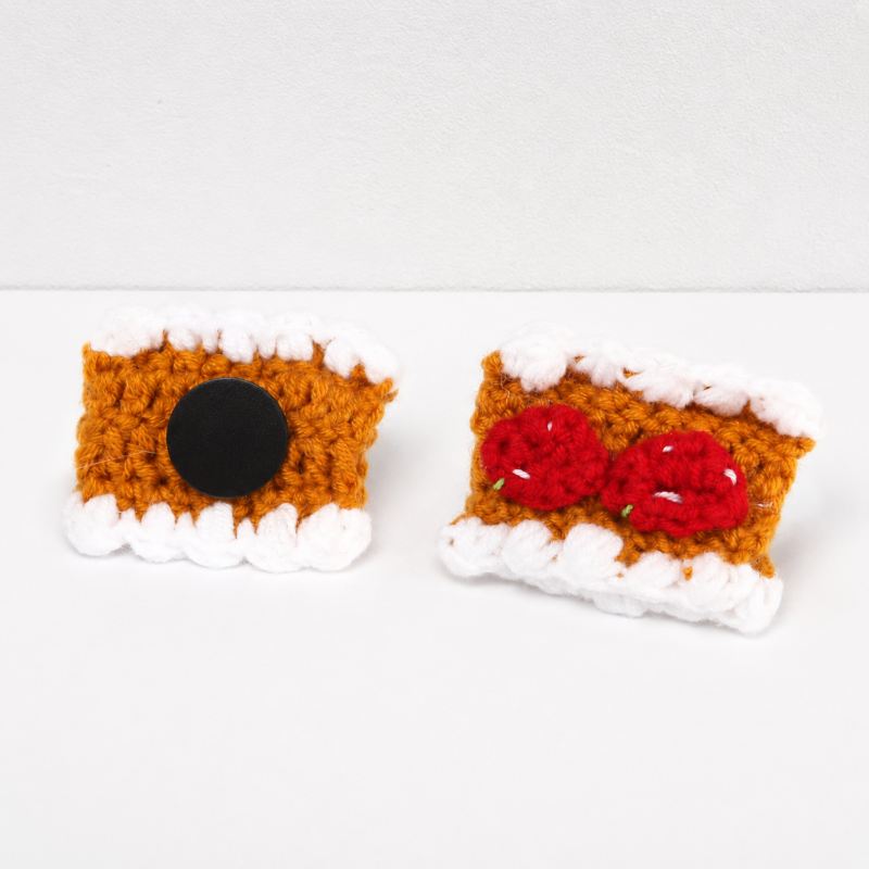 CouldNook Yarn Food Refrigerator Magnet - Assorted Snack Shapes