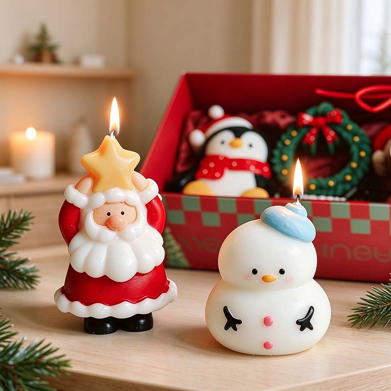 CouldNook Christmas Scented Candle Set - Festive Character Gift