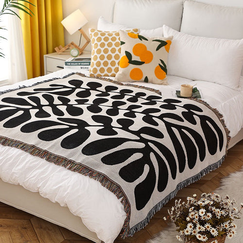 CloudNook Retro Leaf Tassel Throw‑Bohemian Picnic Blanket