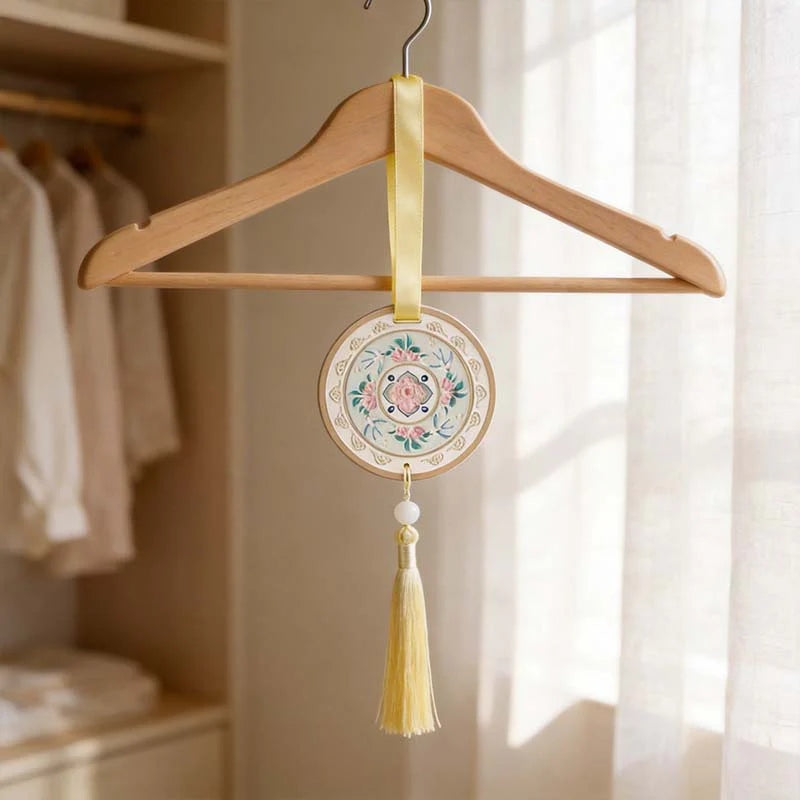 CouldNook Scented Plaster Tablet - Chinese Style Floral Tassel Pendant