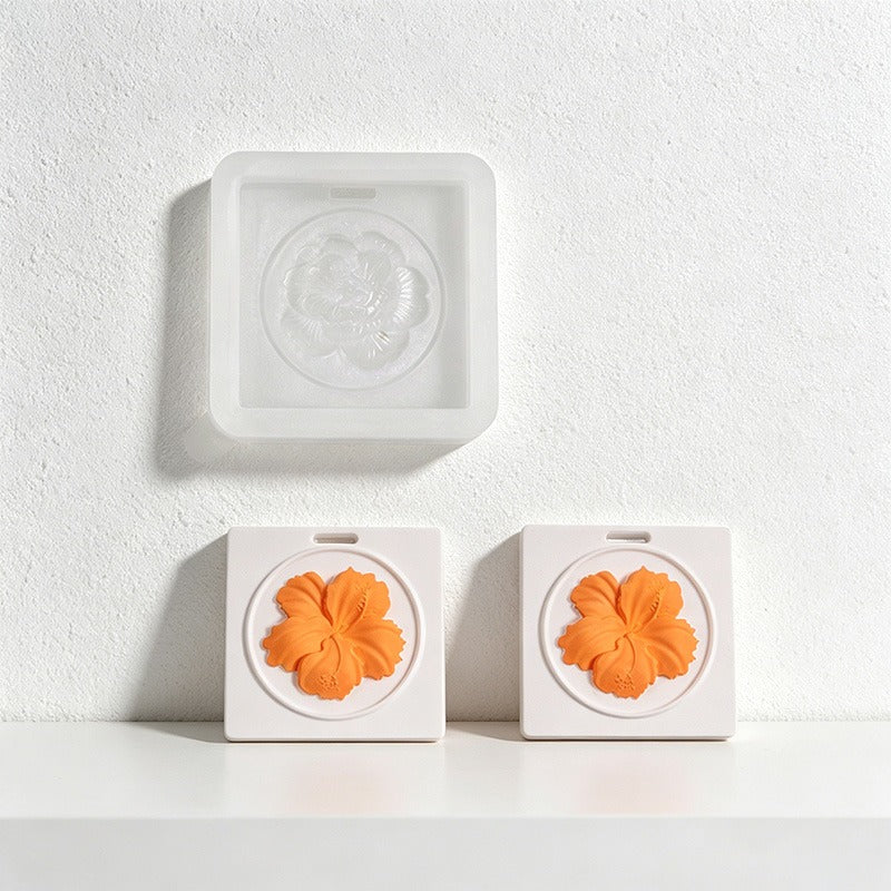 CouldNook 3D Floral Relief Pendant Silicone Mold - DIY Aromatherapy Wax & Plaster