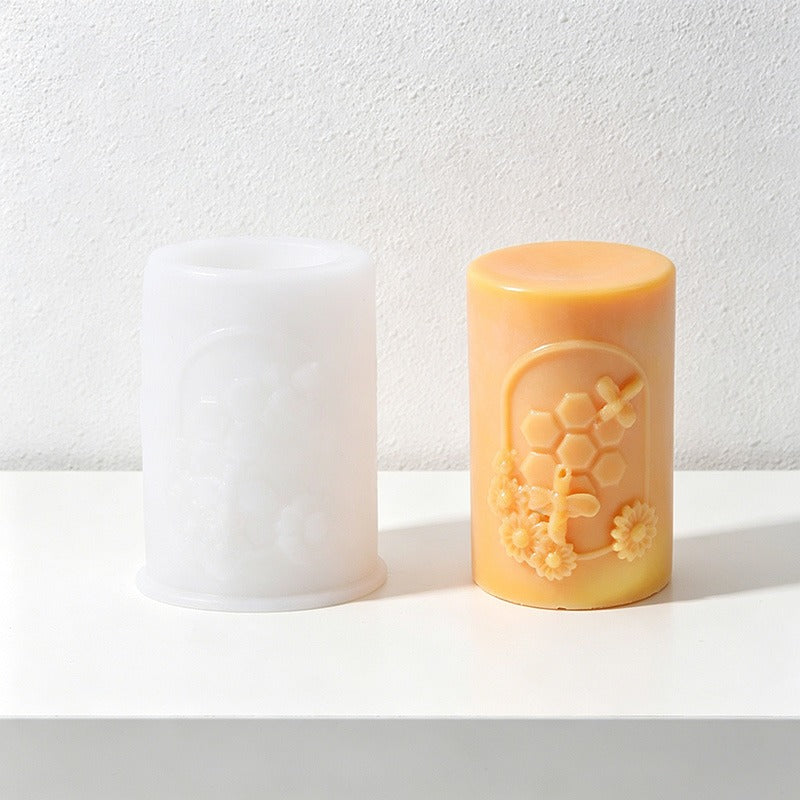 CouldNook 3D Honeycomb & Bee Pillar Candle Silicone Mold - DIY Crafting