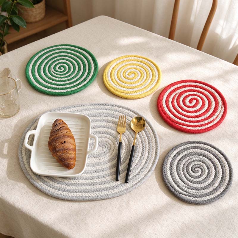 CouldNook Two Tone Rope Table Mat - Spiral