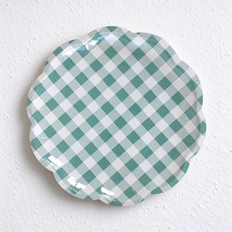 CouldNook Scalloped Paper Plates - Gingham Checks Or Colored Borders