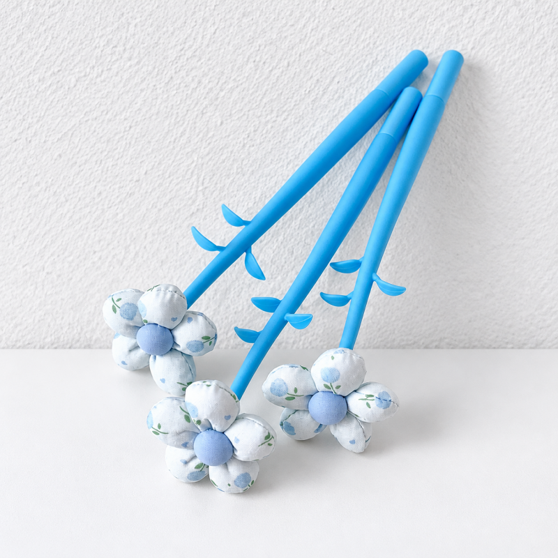 CouldNook Flower Gel Pen - Patterned Fabric Petals and Leafy Stem