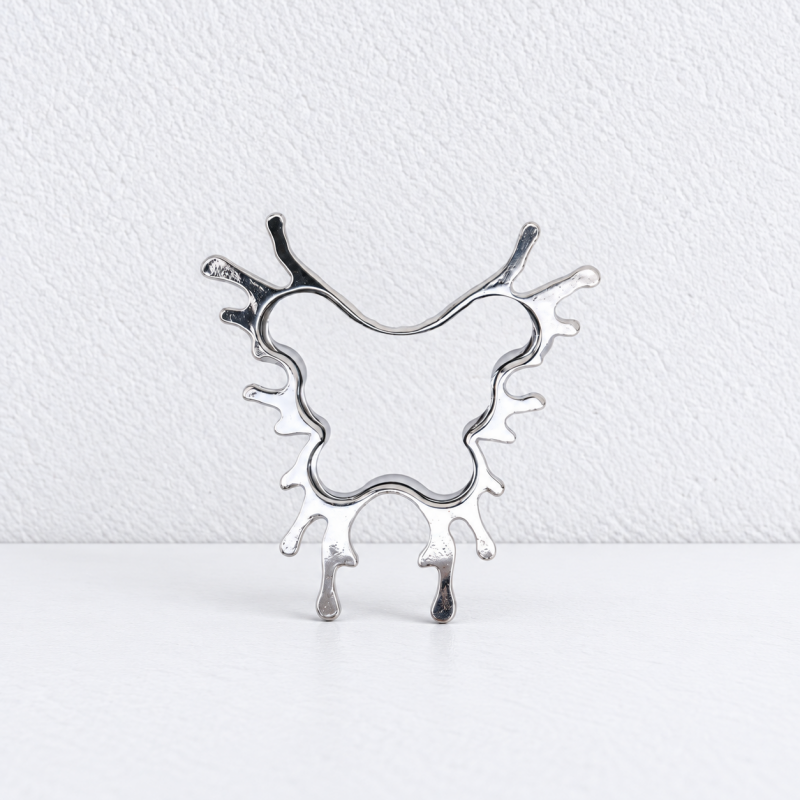 CouldNook Decorative Mirror Accessory - Sculpted Outlines And Ornamental Border Designs