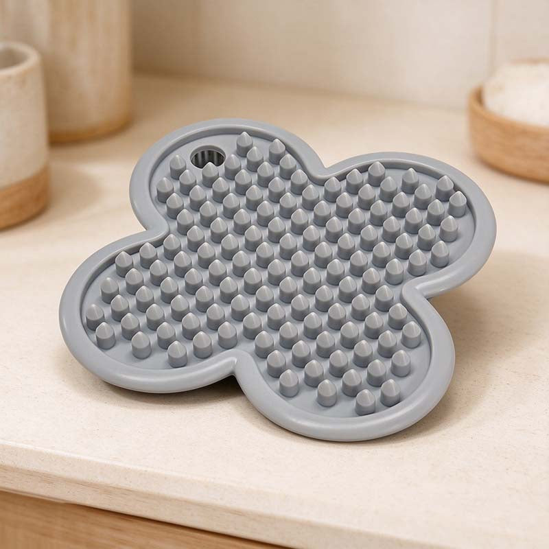 CouldNook Vegetable Brush - Four-Lobed Shape and Dual Textured Faces