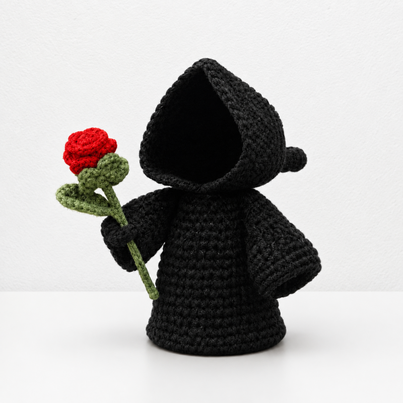 CouldNook Halloween Yarn Reaper Doll - Hooded Figure and Props