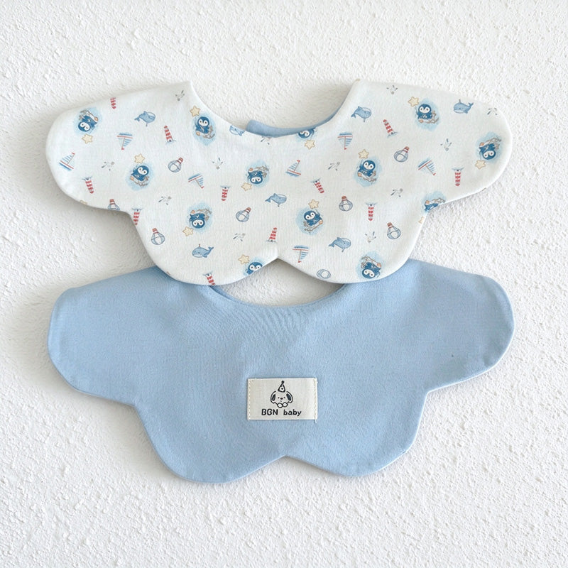 Waterproof Baby Bib with Reversible Scalloped Design
