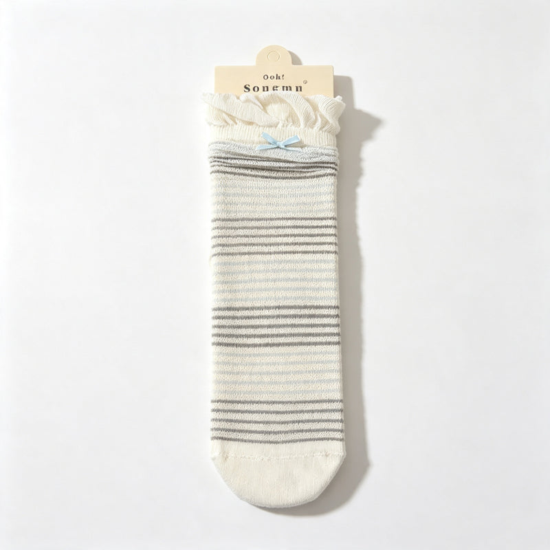 CloudNook Cotton Blend Seamless Breathable Floral Mid-Calf Crew Socks