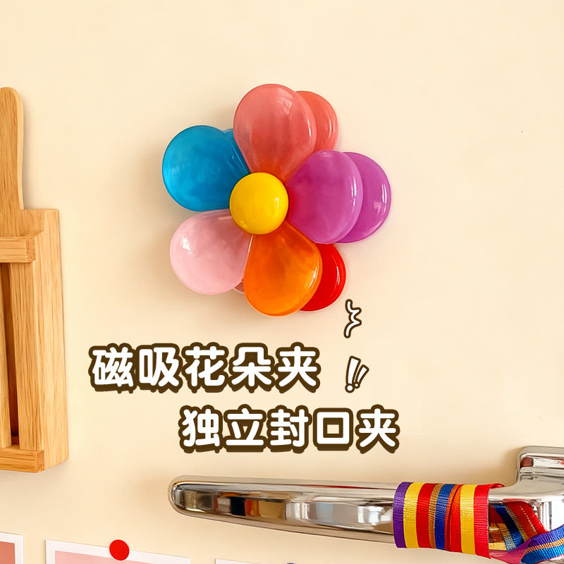 CouldNook Flower Magnetic Bag Clip Set - Five Removable Colorful Petals