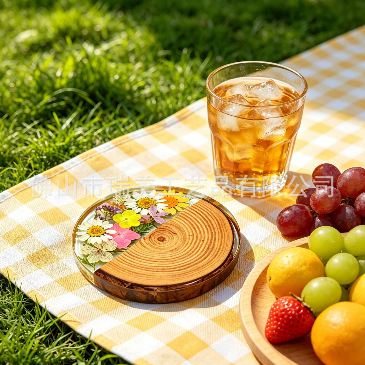 CouldNook Round Floral Coaster - Wood Grain and Clear Resin Section