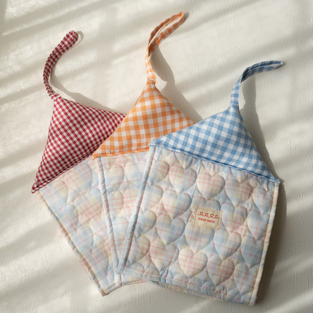 CouldNook House Shaped Hanging Tissue Holder - Checked Roof And Loop