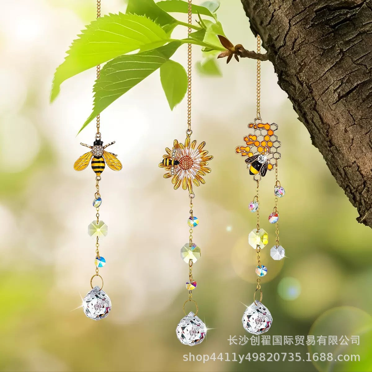 CouldNook Bee Motif Suncatcher - Floral Details And Faceted Pendant Strand
