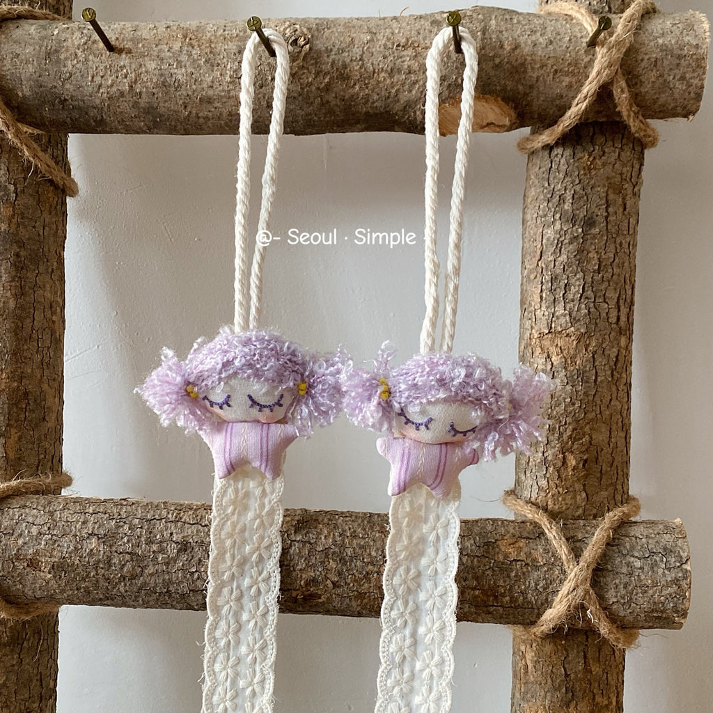 CouldNook Doll Hair Clip Organizer - Knotted Strip And Cord Loop