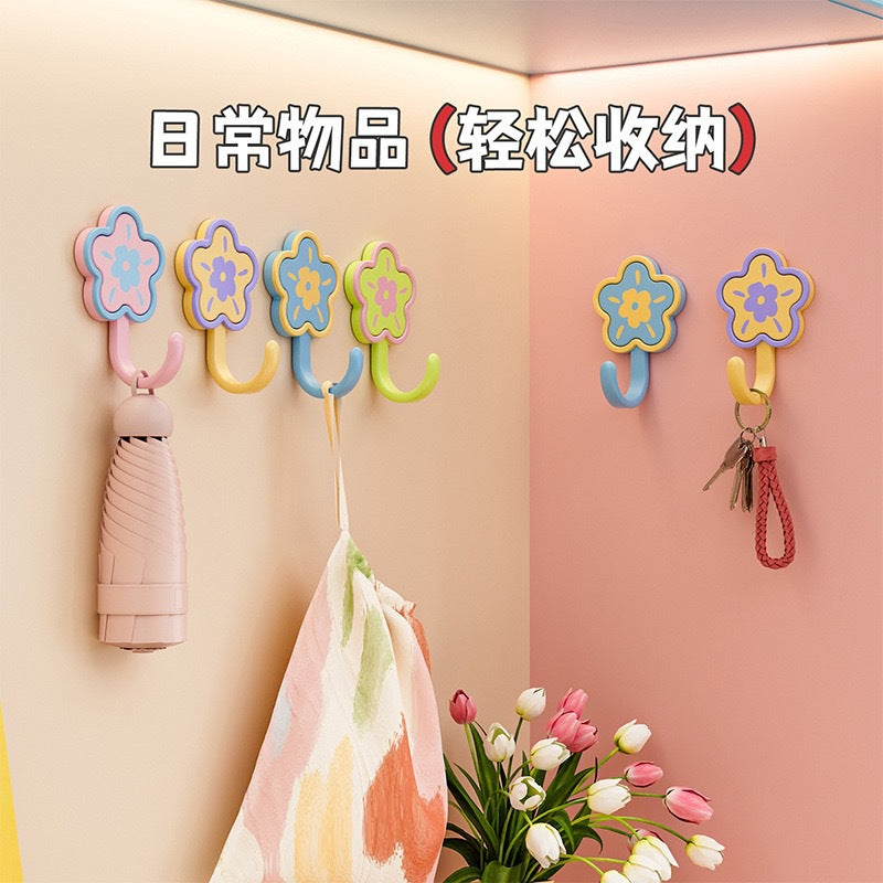 CouldNook Flower Adhesive Hook Set - Curved Hooks And Contrasting Petals