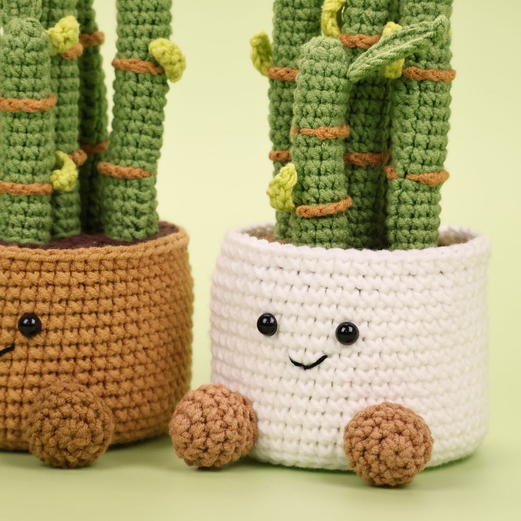CouldNook Crocheted Bamboo Pot Ornament - Smiling Face And Textured Stems