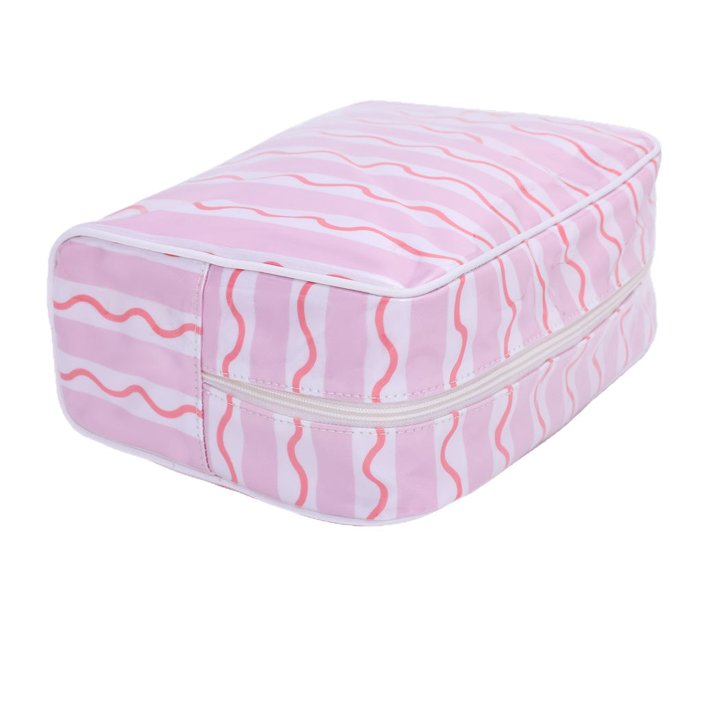 CouldNook Patterned Cosmetic Bag - Glossy Finish And Contrasting White Piping
