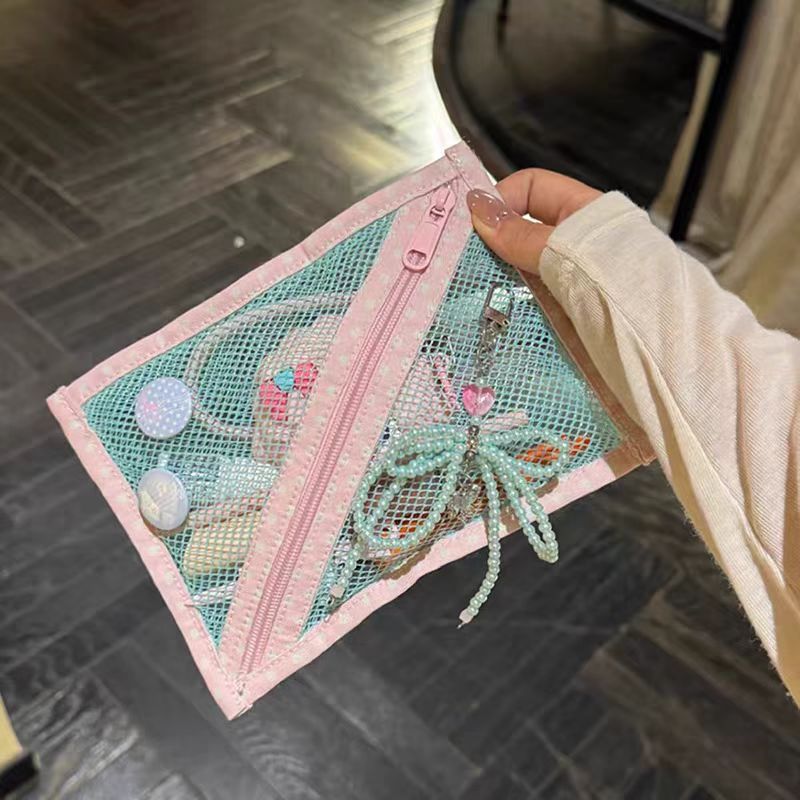 CouldNook Diagonal Zip Mesh Pouch - Dotted Binding And Contrasting Colors