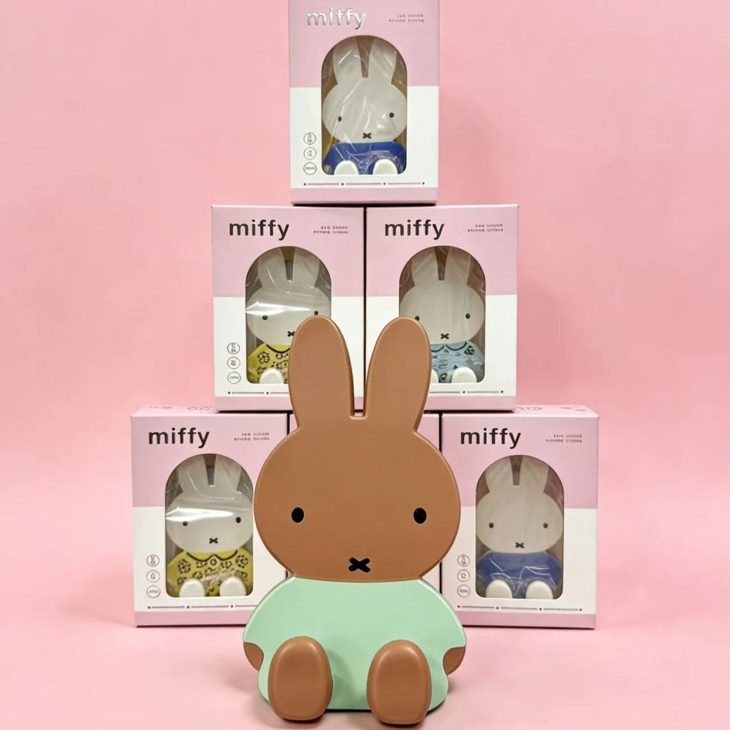CouldNook Character Rabbit Phone Holder - Desk Viewing Stand